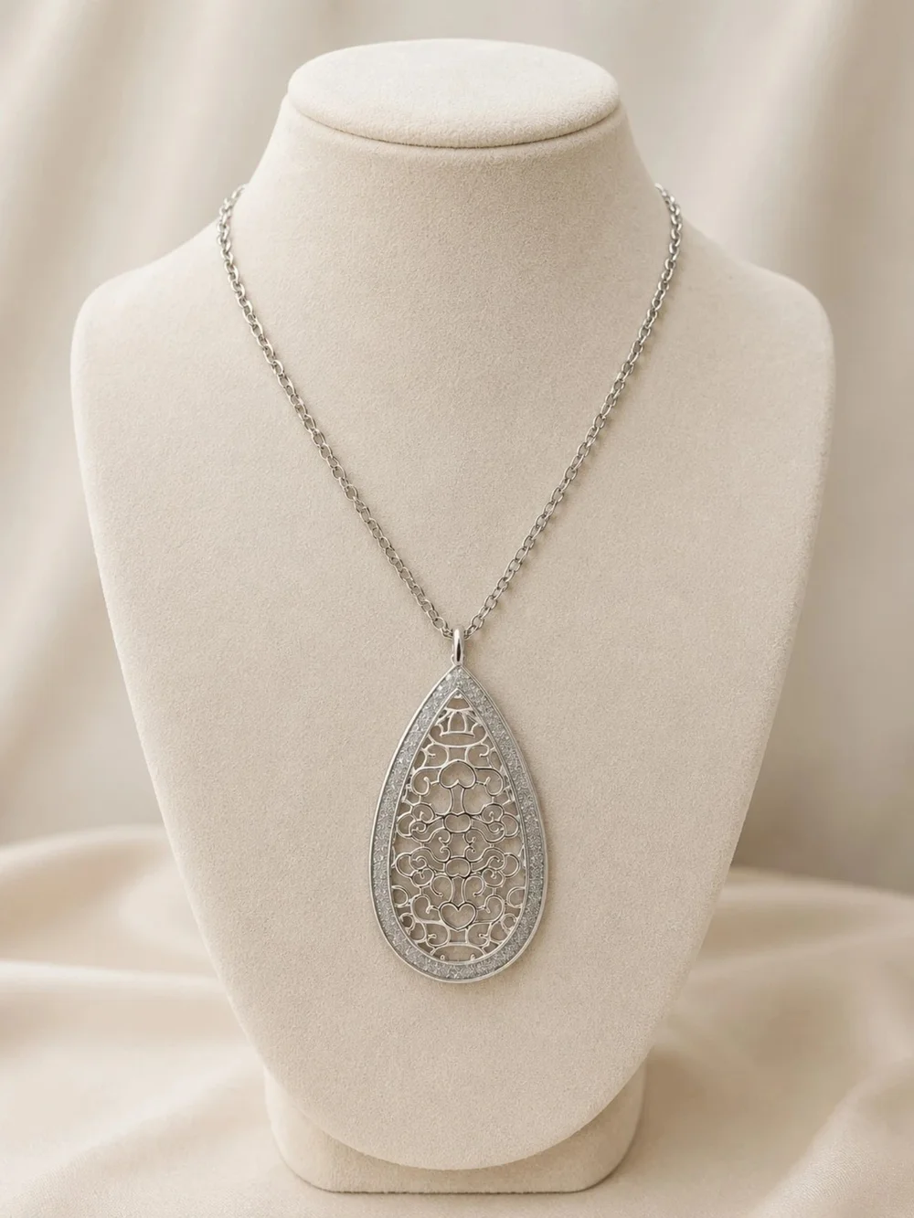 Silver Filigree Teardrop Pendant Necklace - Picture 1 of 4